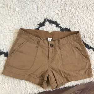 dark khaki Old Navy shorts